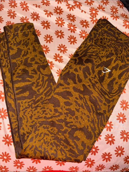 Gymshark Pants - Gymshark Leggings Adapt Animal Print